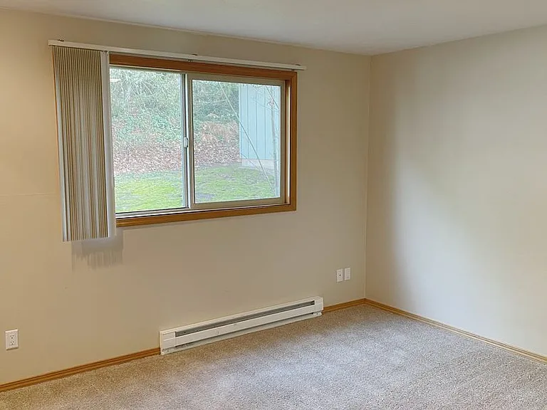 Roxclif Apartments — Photo 28