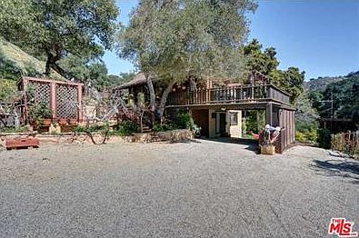 4th image of 3411 Old Topanga Canyon Rd