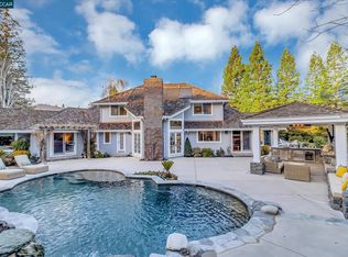 3 Hastings Ct, Moraga, CA 94556