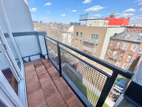 5th image of 75 Grand Ave #41