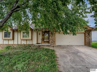 8738 Lafayette Ave, Omaha, NE 68114