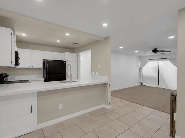 3424 Vintage Dr APT 125, Modesto, CA 95356