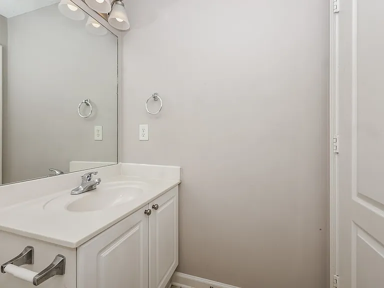 4032 Pineorchard Pl — Photo 16