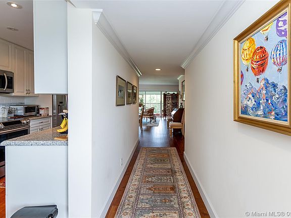3rd image of 900 SW 125th Way APT 401R