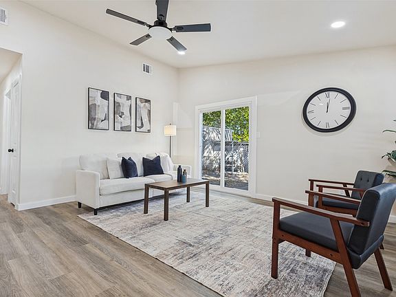 3rd image of 9451 Culberson St