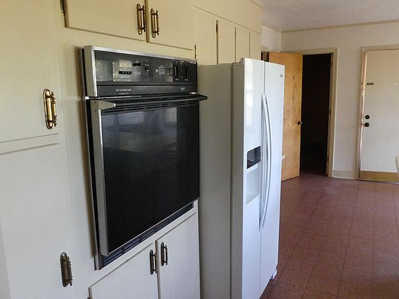5th image of 917 11th St