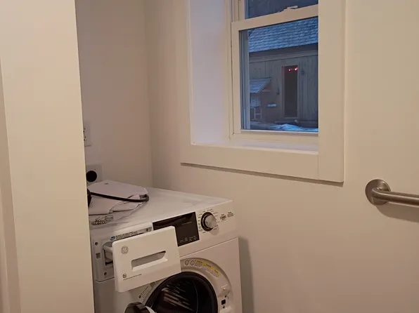 101 Main St #5, Putney, VT 05346