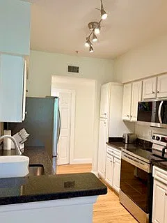 Palm Avenue 1810 East - 1 — Photo 4