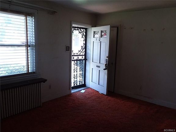 4th image of 101 E Roanoke St