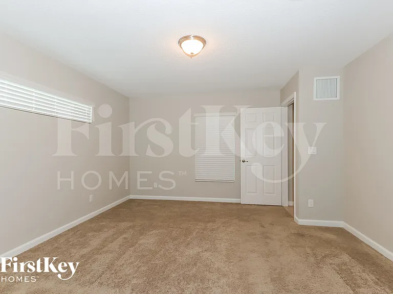 1939 SW Gold Ln — Photo 7