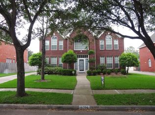 16706 Chestnut Meadow Ct, Sugar Land, TX 77479