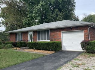3003 S Crums Ln, Louisville, KY