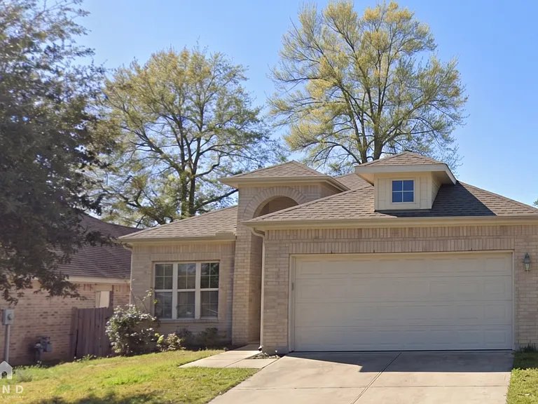 1411 Cameron Park Ln — Photo 21