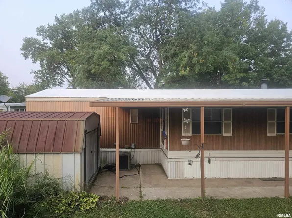 111 Hickory Dr, Morton, IL 61550