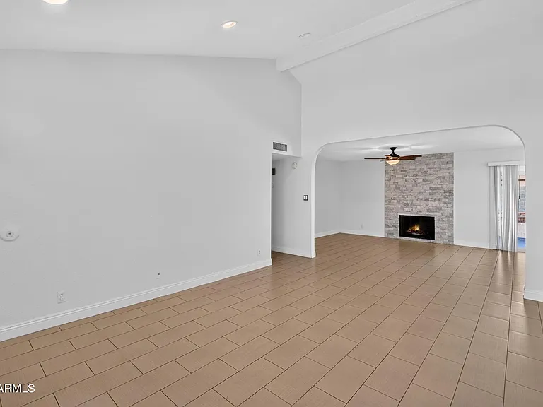 8832 E Lupine Ave — Photo 5