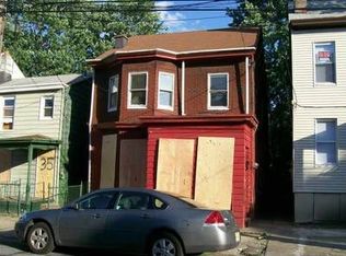 37 Watson St, Paterson, NJ 07522