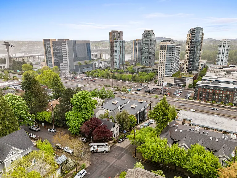 Modern New Construction - Minutes From Downtown Pdx & Ohsu — Photo 36