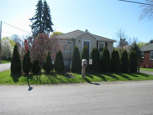 1st image of 19 Meriline Ave