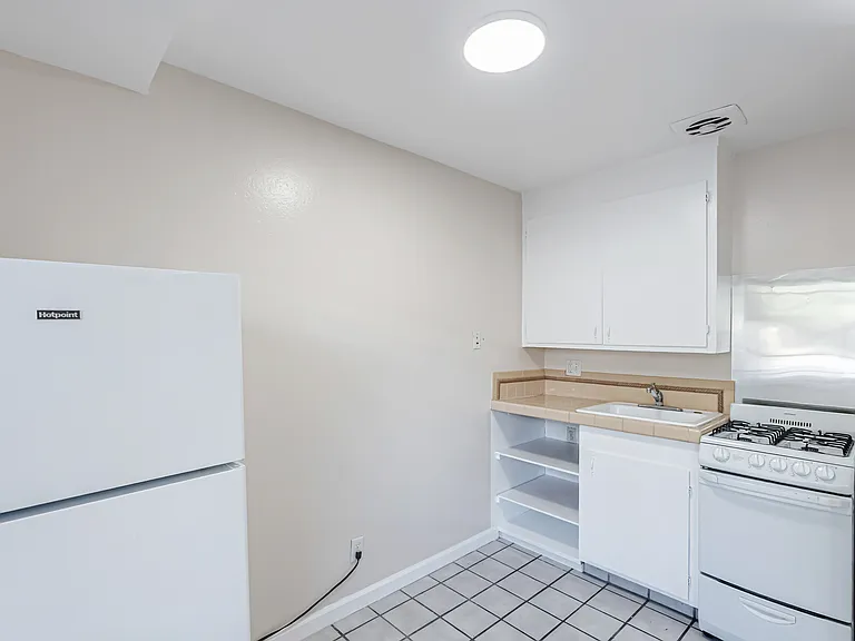1180 Saranap Ave #1 — Photo 10