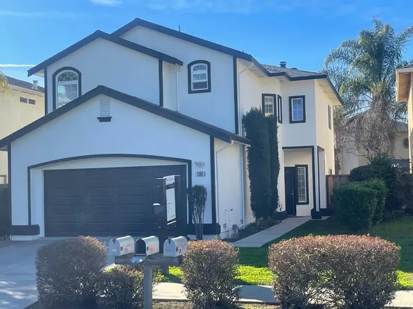 7561 Rogers Ln, Gilroy, CA 95020