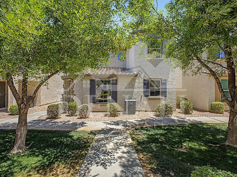17737 W Woodrow Ln — Photo 1
