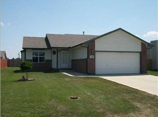 1309 E Hurley St, Haysville, KS 67060