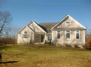 15 Roundhill Rd, Hopewell Junction, NY 12533