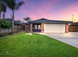 404 Sago Palm St, Bakersfield, CA 93306