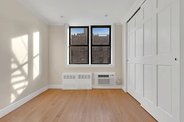 Rented by Cooper & Cooper Real Estate | media 7