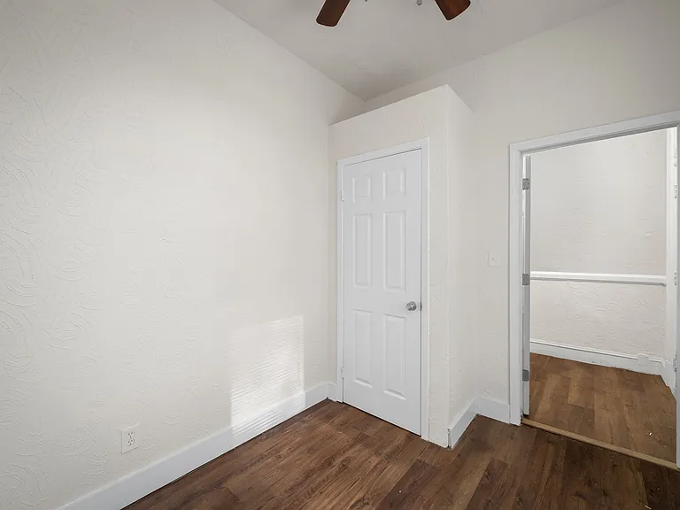 3822 S Compton Ave #3822 — Photo 15