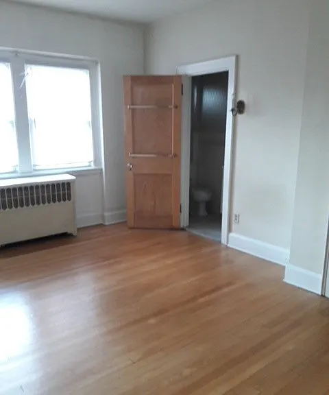 101 Carpenter Ln #3-W — Photo 9