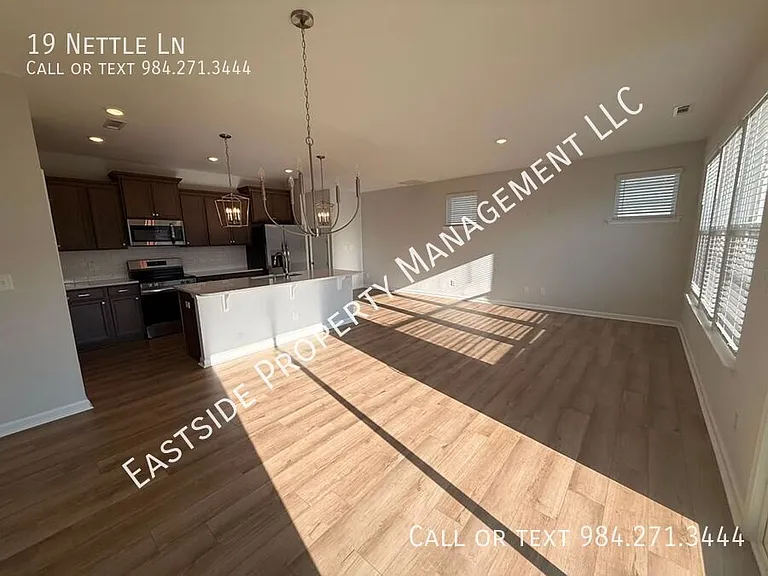 19 Nettle Ln — Photo 3