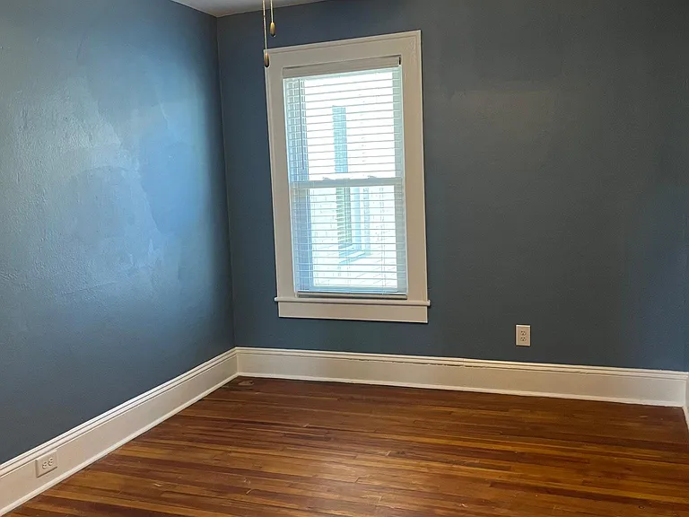 4035 Alamance Rd #8 — Photo 4