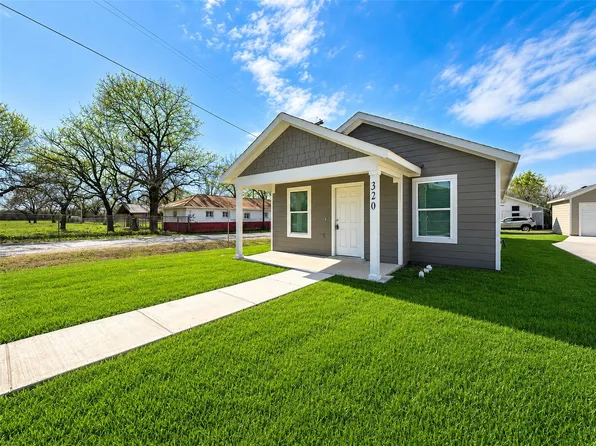320 SW 14th St, Mineral Wells, TX 76067