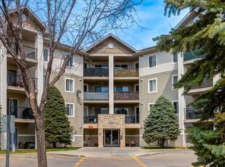 12 E Cimarron Cmn #1414, Okotoks, AB T1S2G1