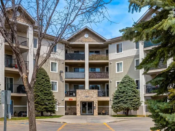 12 E Cimarron Cmn #1414, Okotoks, AB T1S 2G1