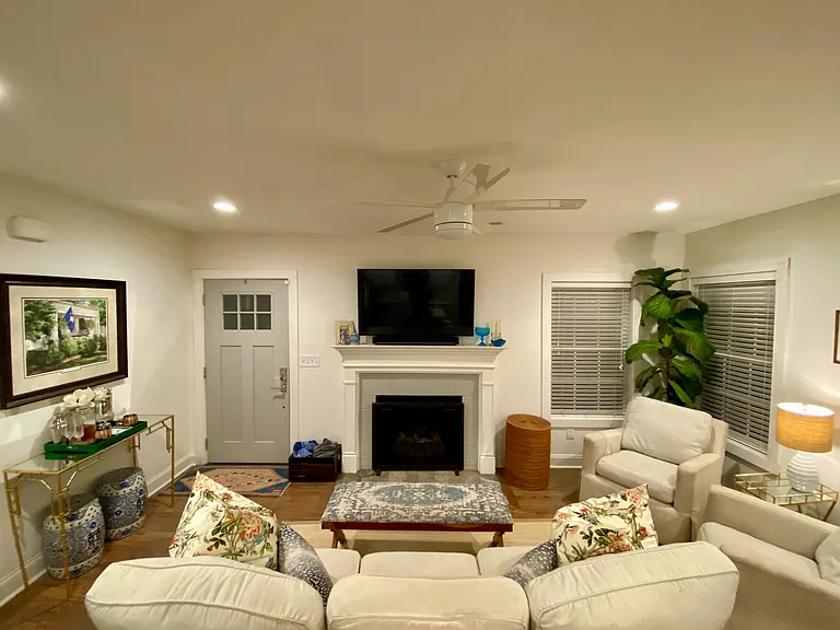 32 Potomac Ave — Photo 5