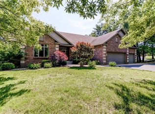 3282 Star Route Rd, Oakley, IL 62501