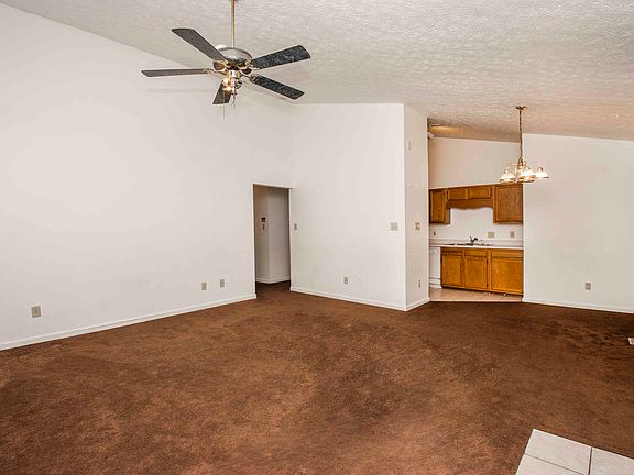 3rd image of 5101 Aubrey Ln