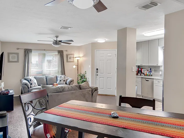 3506 Canfield St — Photo 8