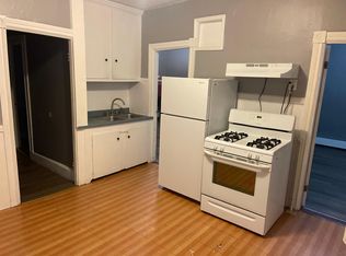 1344 Plainfield St APT 1, Cranston, RI 02920