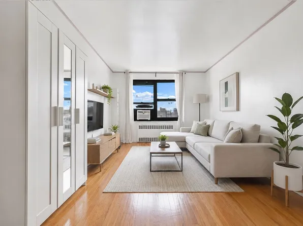 26-16 Union St APT 6F, Flushing, NY 11354