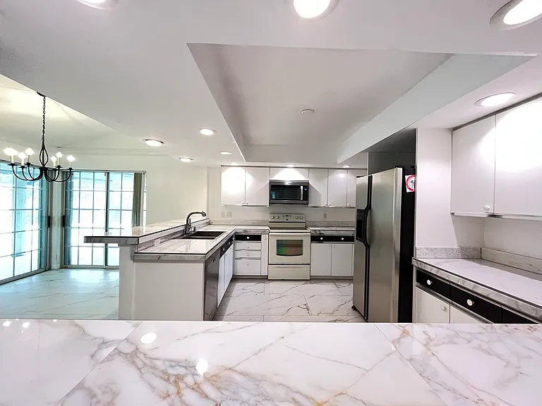 5672 Country Lakes Dr — Photo 37