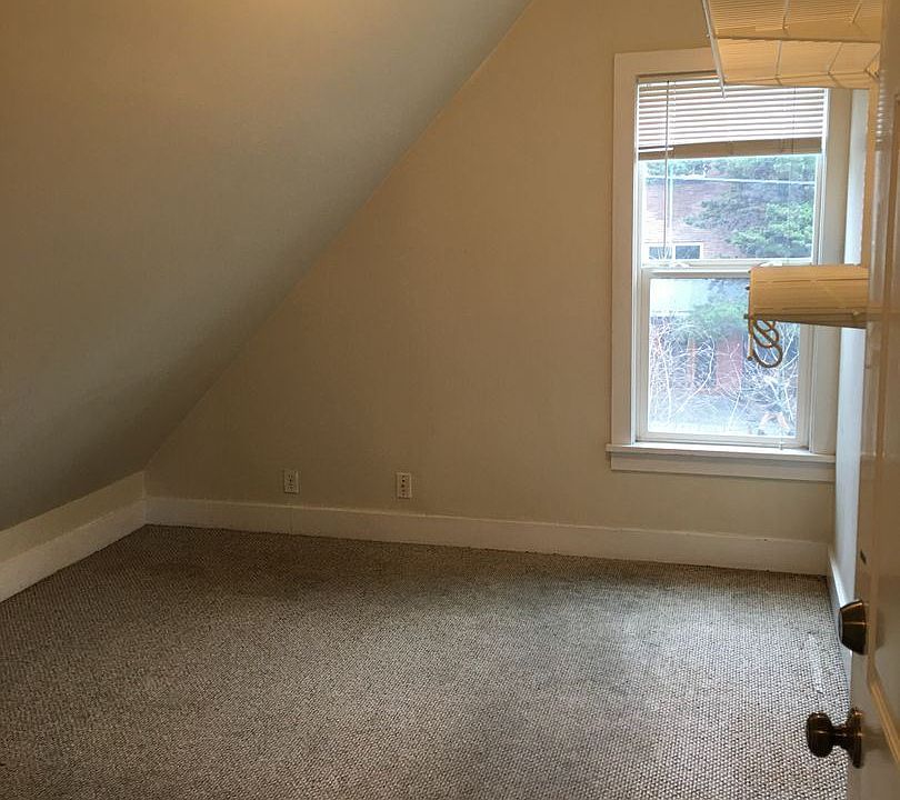 2nd image of 127 11th Ave E #10792777