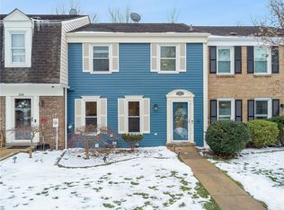 206 Falls Village Rd, Pittsburgh, PA 15239