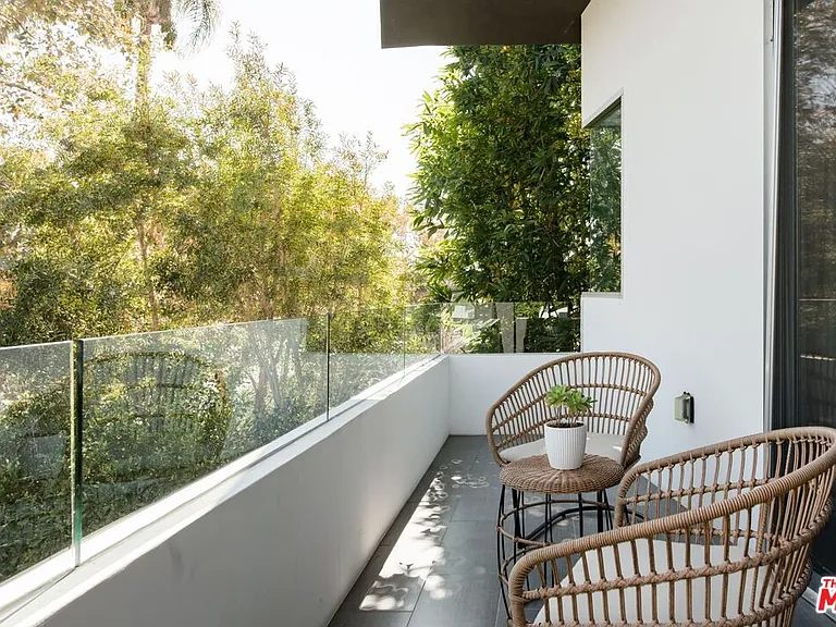 1723 S Durango Ave — Photo 42