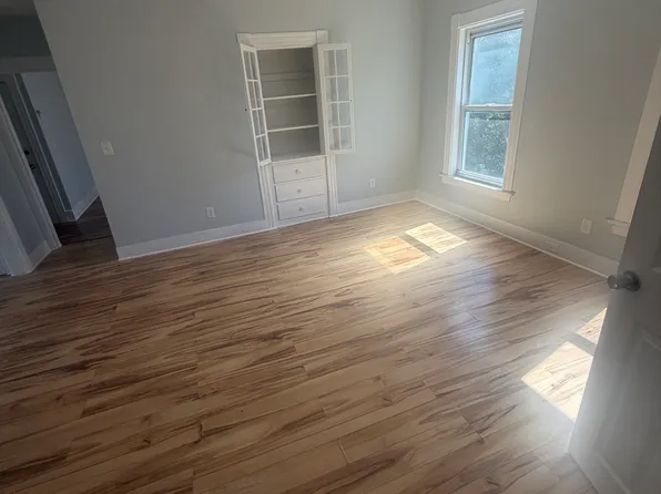 26 Windsor St #2, Worcester, MA 01605
