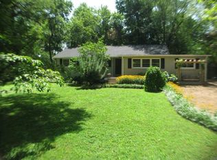 525 Hogan Rd, Nashville, TN 37220