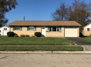4517 Blough Dr, Enon, OH 45323