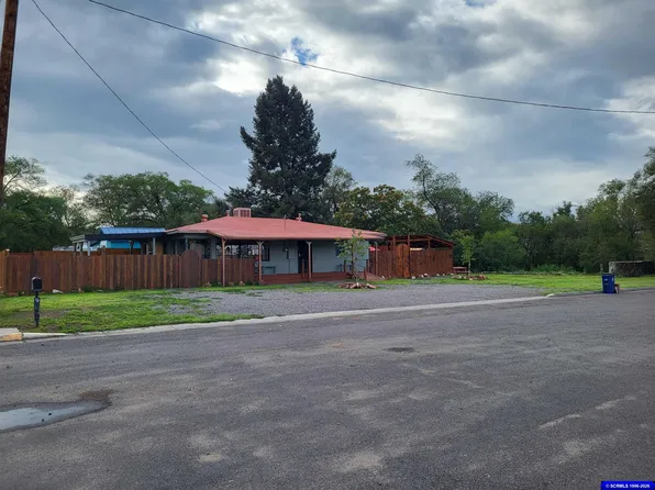 412 E 12th St, Silver City, NM 88061